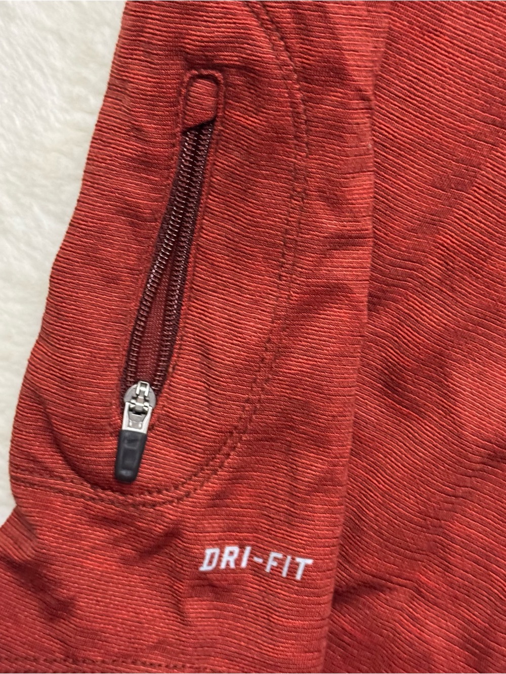 Nike Men’s Maroon Quarter-Zip Lightweight Training Top - Picture 5 of 8